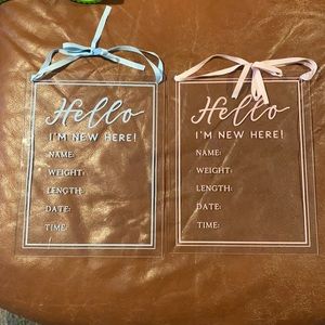 Boy & girl baby announcement signs